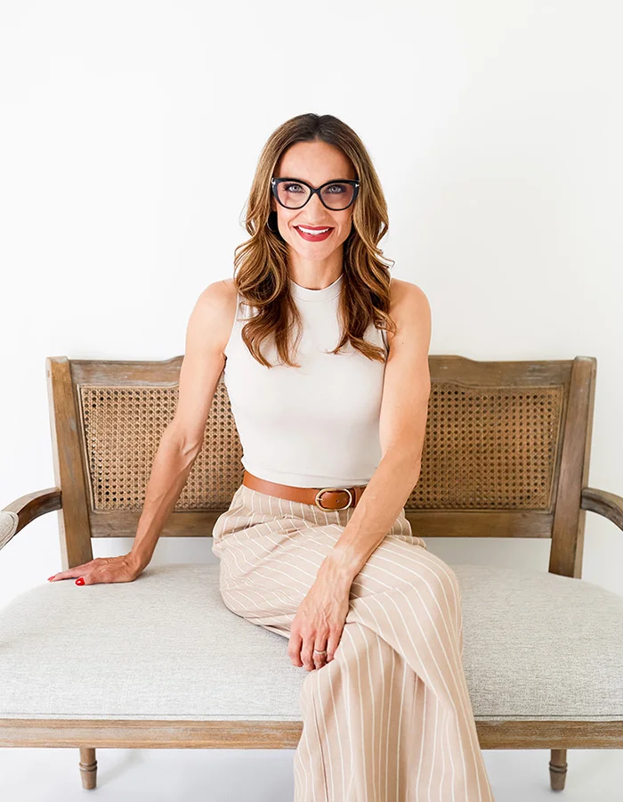 dr-sitting Dr. Melissa Cefalu